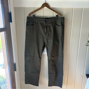 Prana Dark Green Slim Fit Khakis, size 42/30, EUC